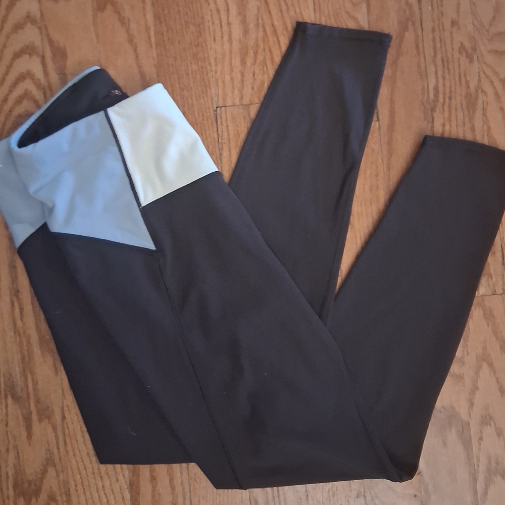 Calia Black Grey and Blue Stay Powerful By Carrie Underwood Leggings Size M